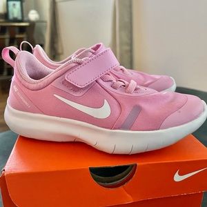 Nike Flex Experience RN 8 PSV